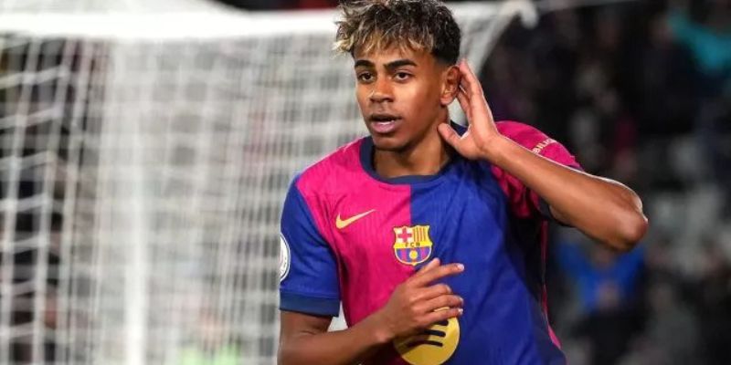 Yamal bất ngờ hủy theo dõi El Pulga trên mạng xã hội